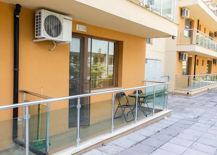 Apartmán In The Center Of Sunny By Flat Mаnаger