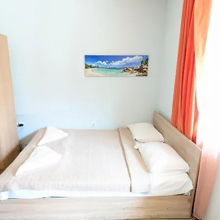 In The Center Of Sunny By Flat Mаnаger 아파트 *